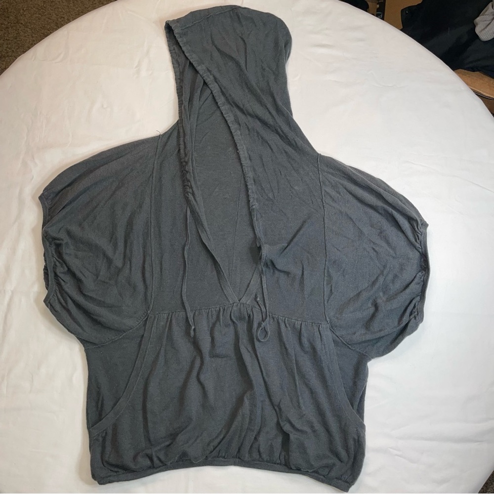 ✨2xHOST PICK✨Free People Lightweight Short Sleeve V-Neck Hoodie